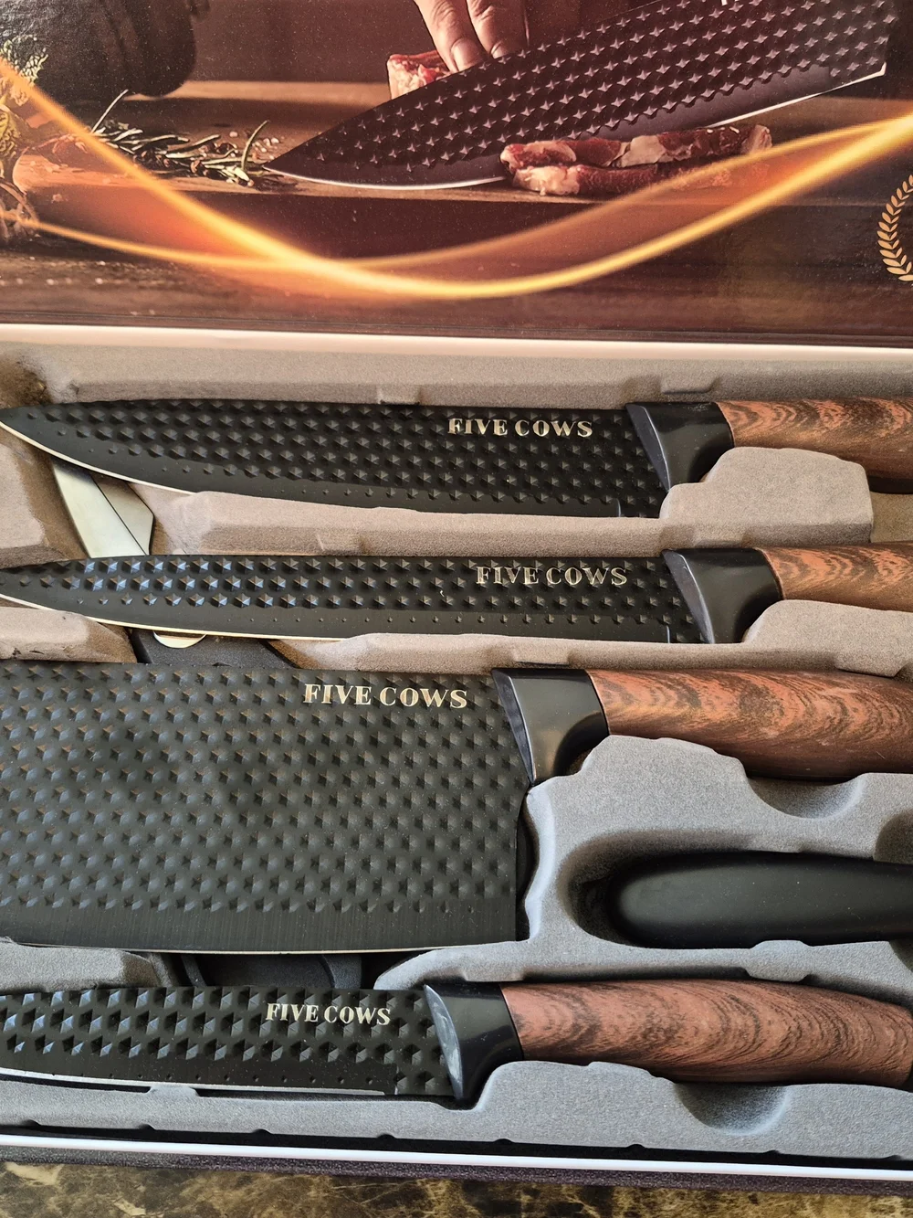 FIVE COWS Kitchen Knife Set 6 Piece Set NIB   The FIVE COWS Kitchen Knife Set is